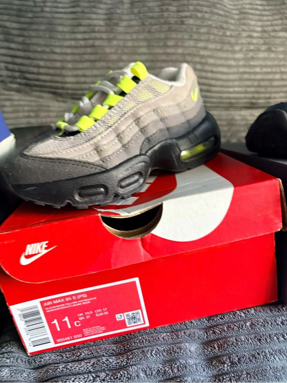 Air max 95 - Gray with Neon Yellow Accents